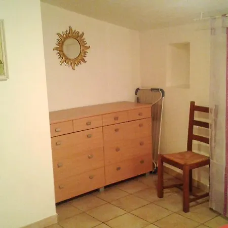 Ferienhaus House With 2 Bedrooms In With Wonderful City View And Balcony 900 M From The Beach Mèze